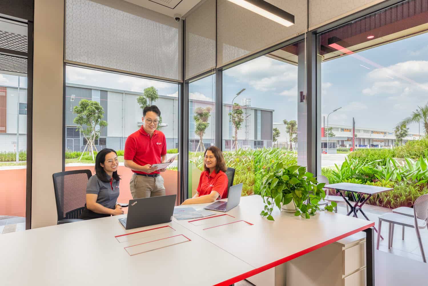 Industrial_Photography_Commission_in_Vietnam_with_Frasers_Property (65)